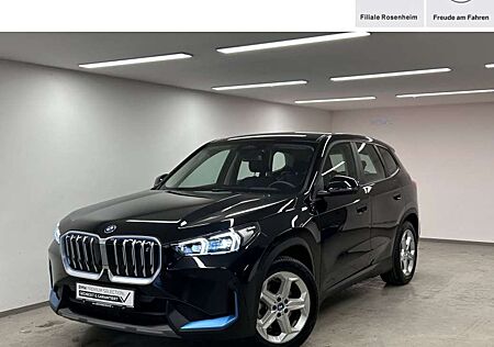 BMW iX1 xDrive30 Head-Up DAB LED Komfortzg. AHK Shz