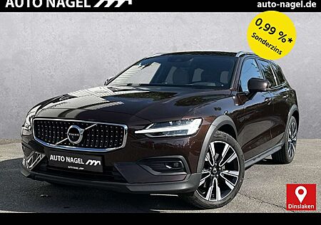 Volvo V60 B4 AWD Cross Country Pro B&W Pano HeadUp