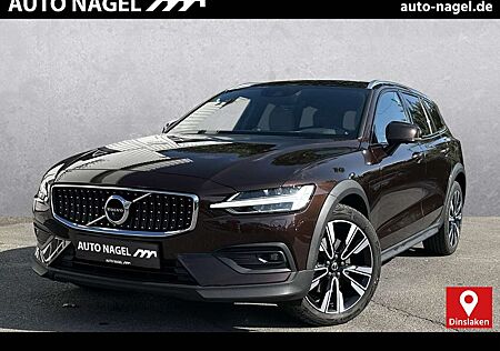 Volvo V60 B4 AWD Cross Country Pro B B&W Pano HeadUp
