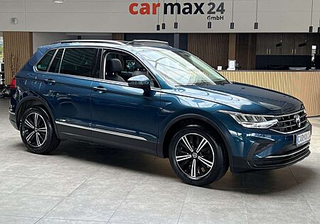 VW Tiguan Volkswagen 2.0TDI Life ACC Navi Kamera Panorama AHK