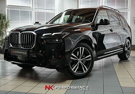 BMW X7 xDrive 40 i M Sport / SKY LOUNGE /ICONIC GLOW