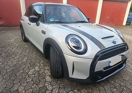 Mini Cooper S Classic Trim whitesilver 18"