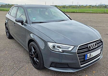 Audi A3 1.5 TFSI cylinder on demand Sportback S tronic
