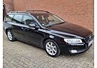 Volvo V70 D4 AWD Geartronic Black Edition