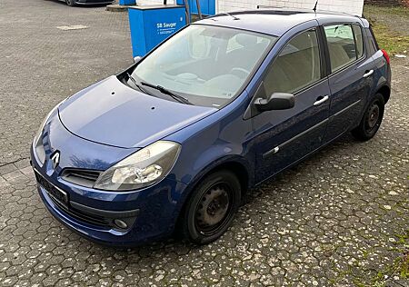 Renault Clio 5-Türer 1.6 16V Edition Dynamique