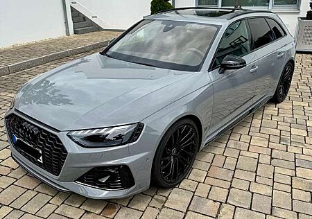 Audi RS4 Avant 2.9TFSI quattro Matrix Pano HuD B&O Garantie
