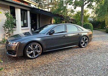 Audi S8 Audi S8 plus, Dynamikpaket 305Km/h, Vollausstattung