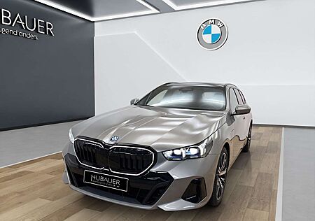 BMW 530 e xDrive Touring [M Sport Pro, HUD, AHK, ACC, h&k