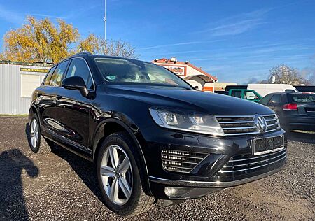 VW Touareg Volkswagen V6 TDI BMT/Start-Stopp Terrain Tech 4Motion