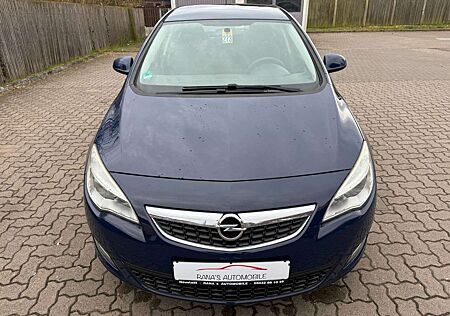 Opel Astra J Lim. 5-trg. Design Edition