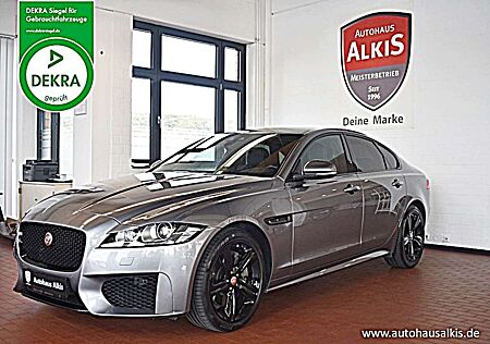 Jaguar XF 30d Aut. Chequered Flag