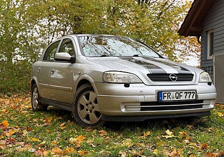 Opel Astra Fließheck 5-Türer 1.8 Sport