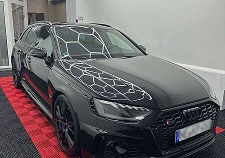 Audi RS4 2.9 TFSI quattro
