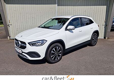 Mercedes-Benz GLA 250 e Style Navi LED SiHz PDC RFK Tempo DAB