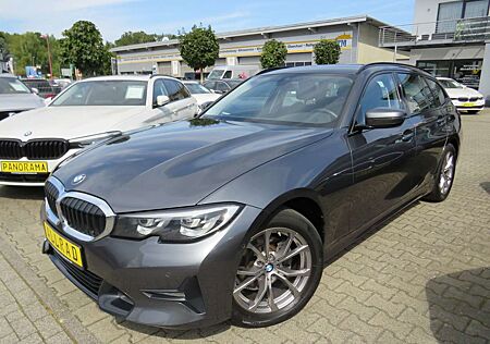 BMW 320 d touring xDrive Sport Line *1.HAND *AHK *KAMERA