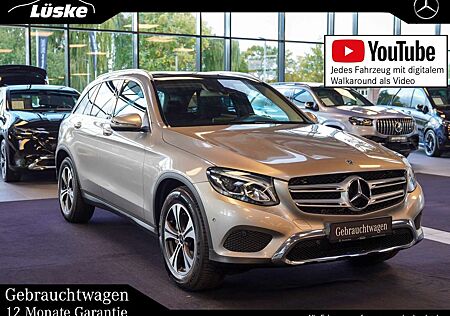 Mercedes-Benz GLC 220 d 4M EXCLUSIVE mojavesilber Panorama AHK