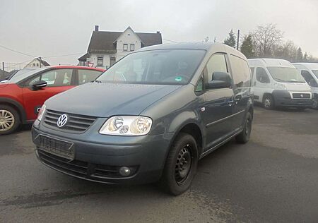 VW Caddy Volkswagen Life Behindertengerecht