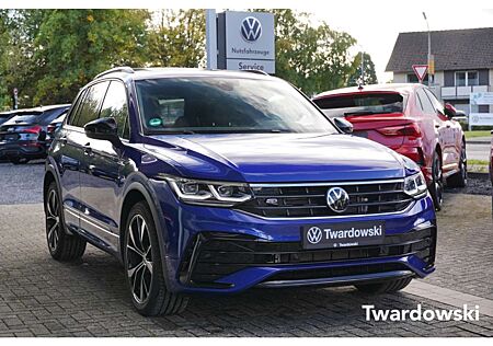 VW Tiguan Volkswagen R-Line TSI Matrix Black Style H&K AHK HUD