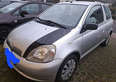 Toyota Yaris 1.0 vvt-i