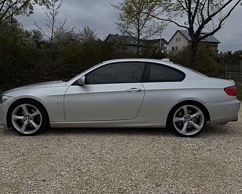BMW 330 330i Coupe Aut.