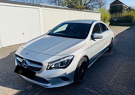 Mercedes-Benz CLA 180 7G-DCT