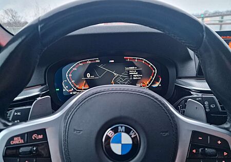 BMW 540i 540 xDrive Touring Aut. Sport Line