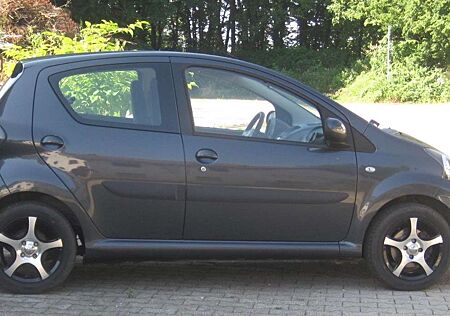 Toyota Aygo Edition**Klima**