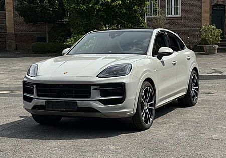 Porsche Cayenne E-Hybrid Coupe KREIDE-BEIGE*SPORTDESIGN*22 SPORT