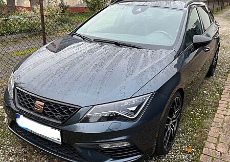 Seat Leon 2.0 TSI CUPRA R 4Drive DSG Sportstourer.