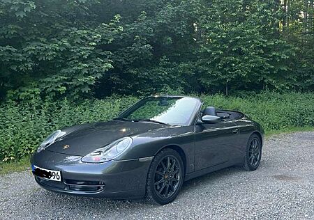 Porsche 996 911 Carrera 4 Cabrio