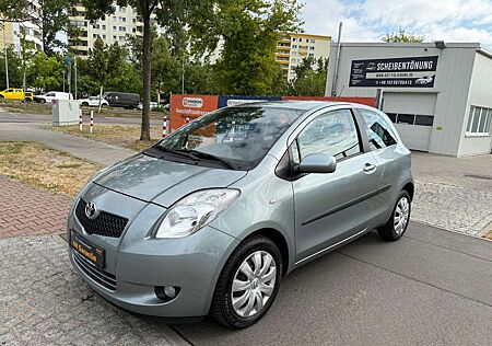 Toyota Yaris Team Automatik FINANZIERUNG HIER MÖGLICH