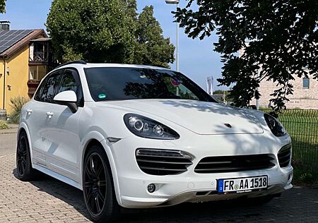 Porsche Cayenne S Diesel / Bose / Pano /AHK/ 21 Zoll /