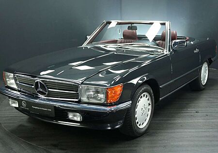 Mercedes-Benz 300 SL R107, seltene 5 Gang Schaltg.,1 Hd.,deut.