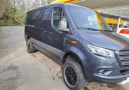 Mercedes-Benz Sprinter 319 CDI 4x4 Standard HA 9G-TRONIC