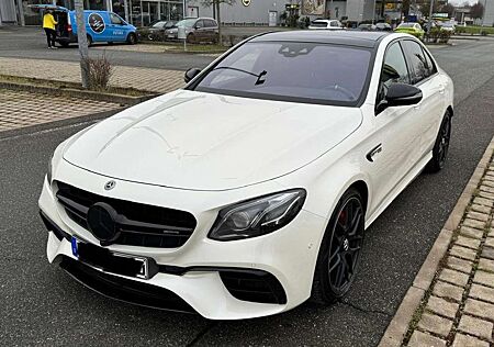 Mercedes-Benz E 63 AMG AMG E63S 4Matic+*Junge Sterne*Pano*Burmester*Kamer