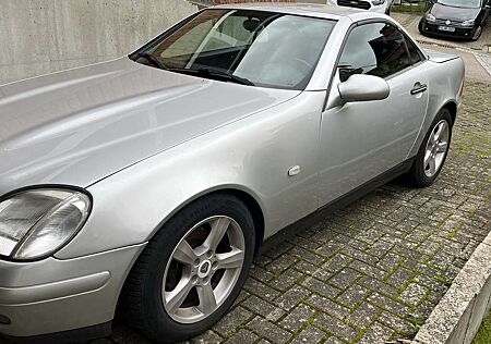 Mercedes-Benz SLK 200