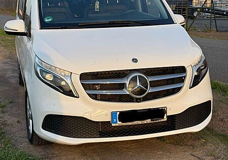 Mercedes-Benz V 300 d extralang 9G-TRONIC