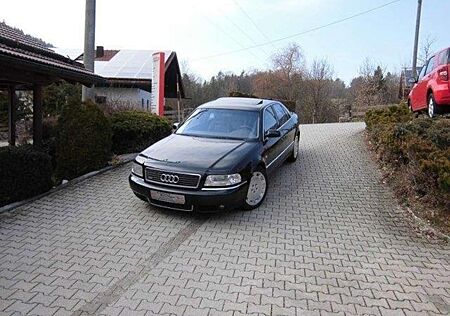 Audi A8 3.3 TDI Quattro / Vollausstattung