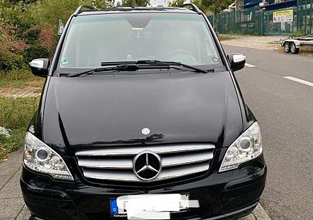Mercedes-Benz Viano 3.0 CDI DPF lang Automatik Ambiente