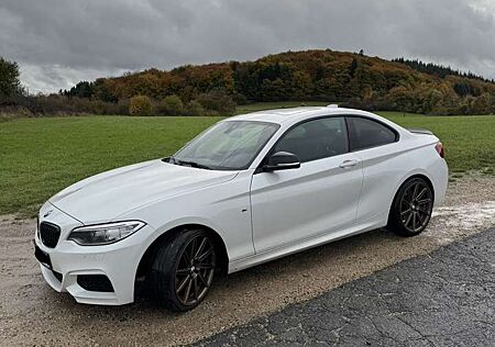 BMW 220d 220 Coupe Sport Line