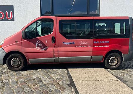 Renault Trafic gebraucht kaufen Renault Trafic Combi L2H1 2,9t verglast