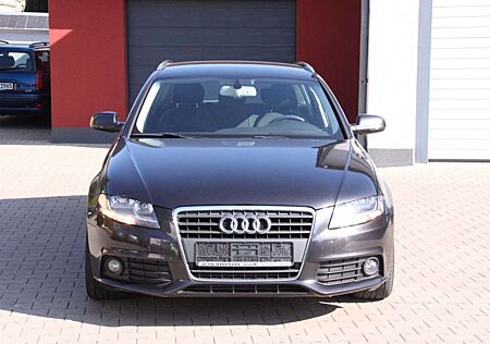 Audi A4 Avant Attraction