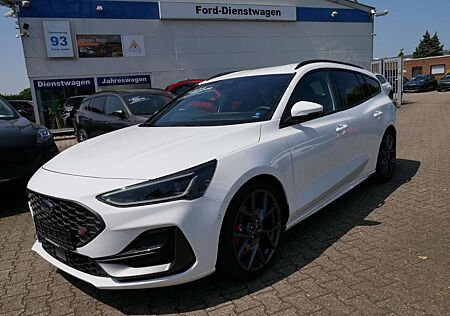 Ford Focus Turnier ST X elek.AHK LED ACC HUD Navi B&O