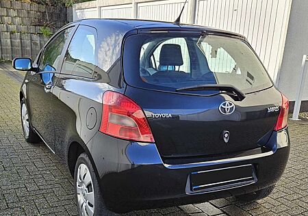 Toyota Yaris 3-Türer 1.3 VVT-i Sol