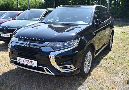 Mitsubishi Outlander Plug-in Hybrid Intro 2.4 MIVEC 4WD