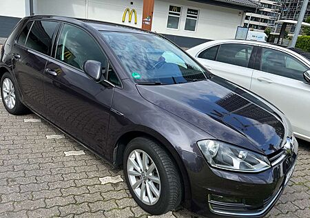 VW Golf Variant Volkswagen 2.0 TDI BlueMotion Technology Lounge