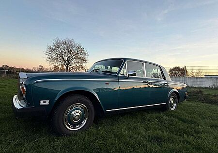 Rolls-Royce Silver Shadow