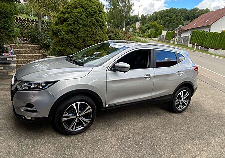 Nissan Qashqai 1.2 DIG-T N-Connecta