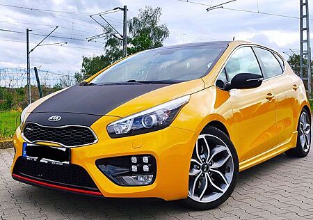 Kia Cee'd Ceed / Ceed 1.6 T-GDI GT-Track