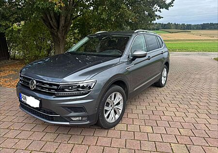 VW Tiguan Allspace Volkswagen 2.0 TSI 4Motion DSG Highline